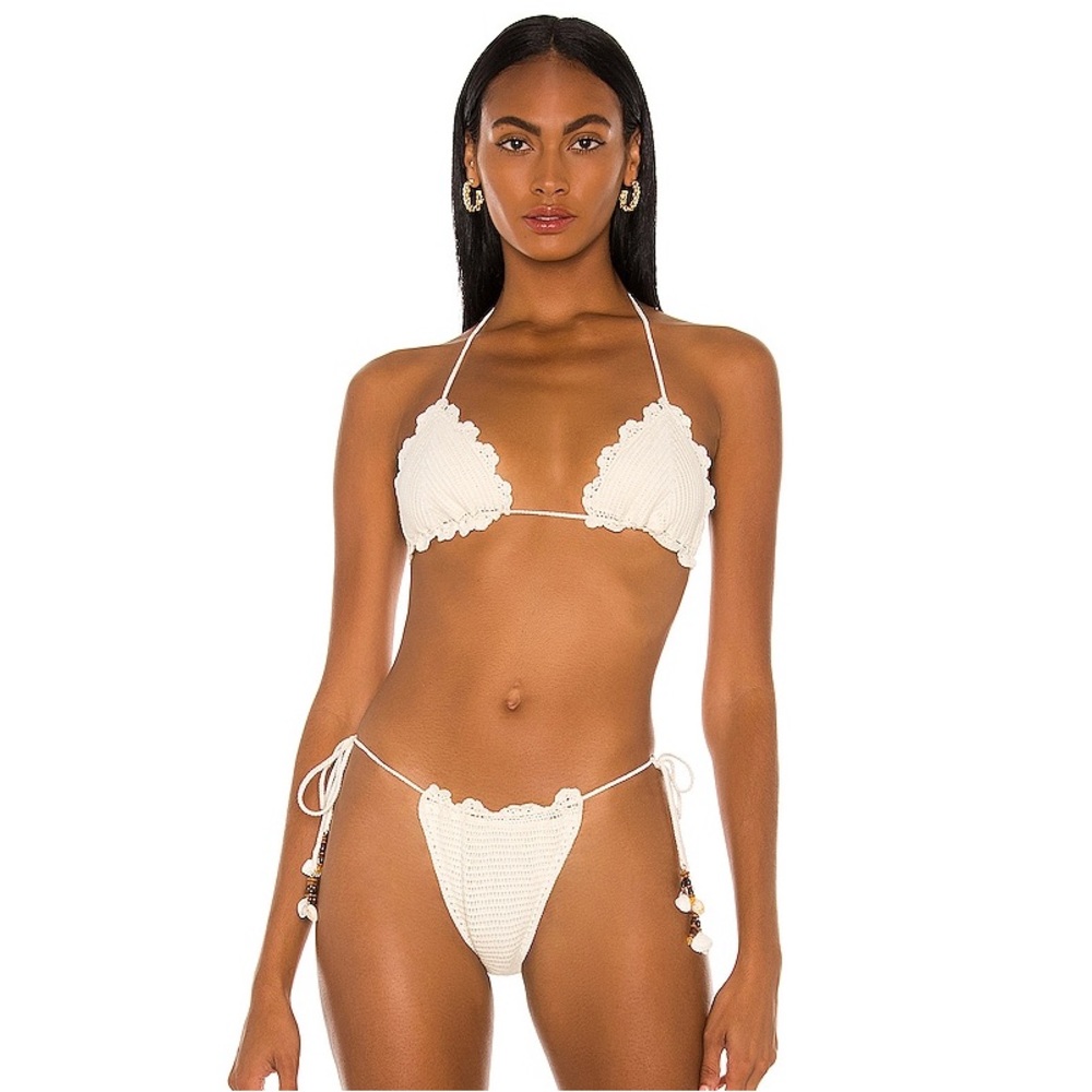 DEVON WINDSOR ❤️‍🔥 HARLOW NWT BIKINI BOTTOMS